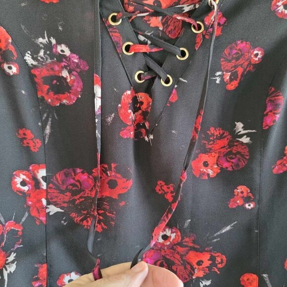 Guess Semi-sheer Black, red and grey floral print blouse. EUC - Picture 5 of 9
